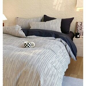 Of Joy Black White Striped Cotton Yarn dyed Jacquard Reversible Comforter Set